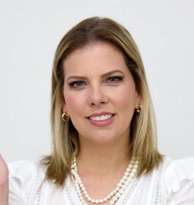 Dra. Beatriz Oliveira